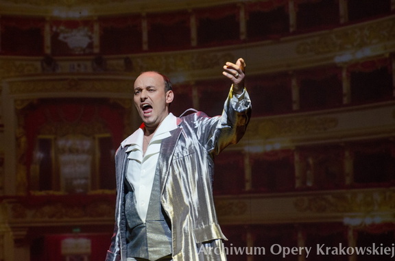 Opera b/o 2012 rok