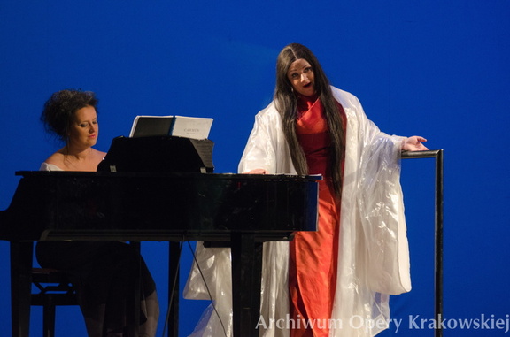 Opera b/o 2012 rok