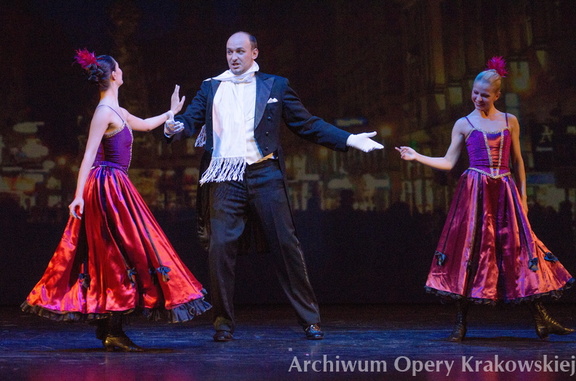 Opera b/o 2012 rok