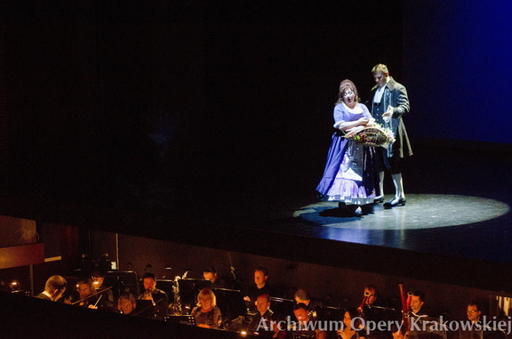 Opera b/o 2012 rok